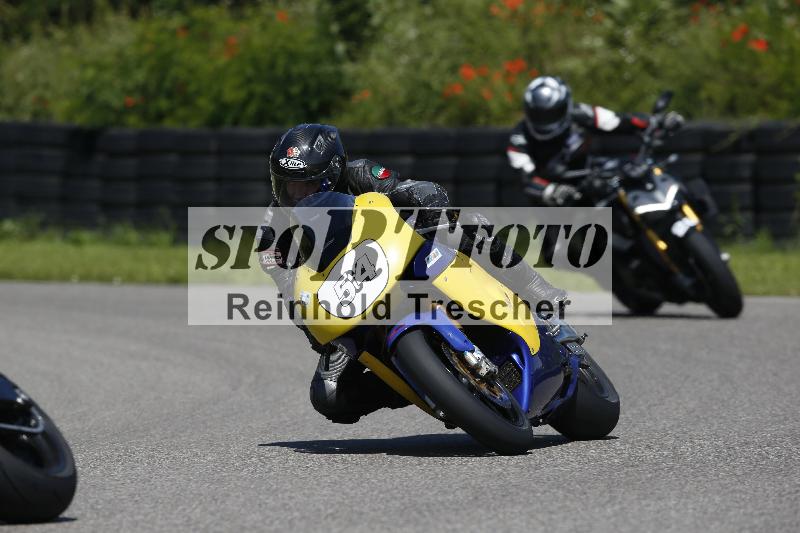 /Archiv-2024/29 12.06.2024 MOTO.CH Track Day ADR/Gruppe rot/54